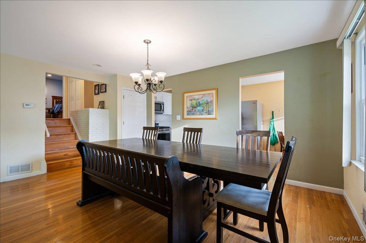 Hogar con 3 Dormitorios en Venta en Plainview - Nueva York - EE. UU. - 6