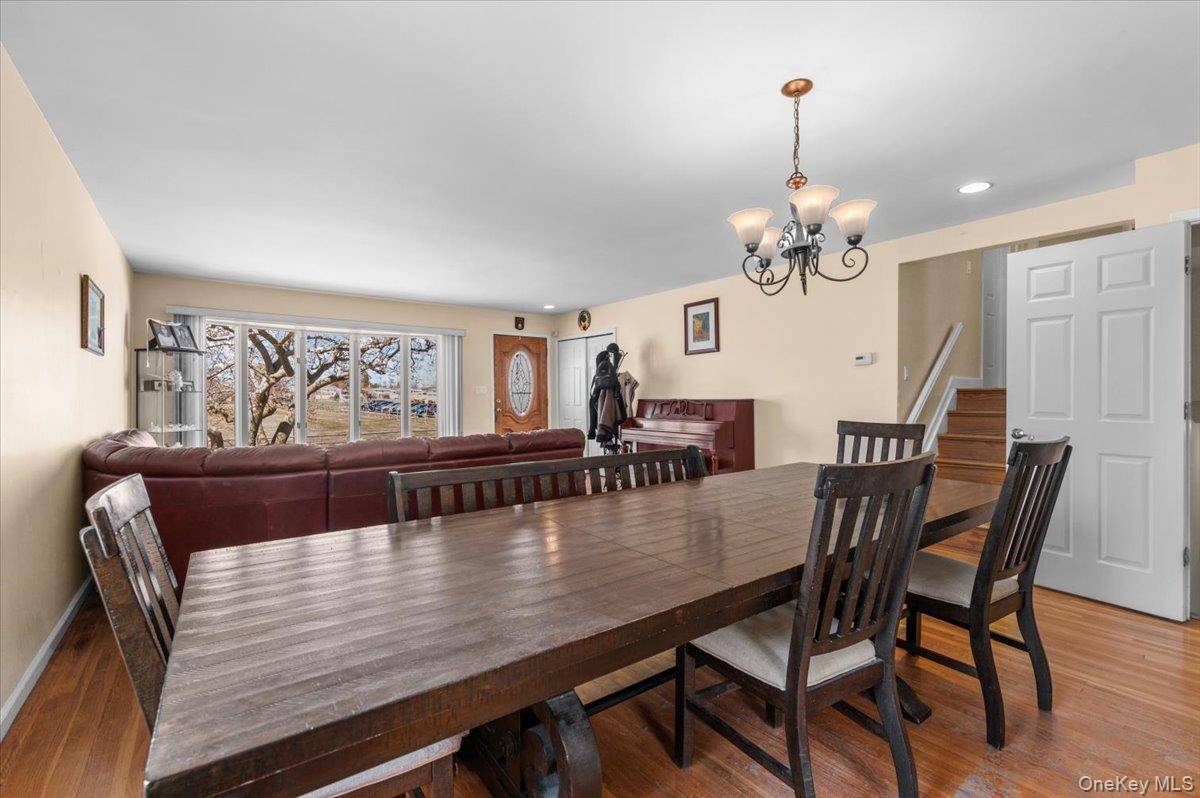 Hogar con 3 Dormitorios en Venta en Plainview - Nueva York - EE. UU. - 7