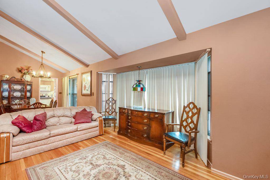 Casa con 3 Dormitorios en Venta en Plainview - Nueva York - EE. UU. - 7