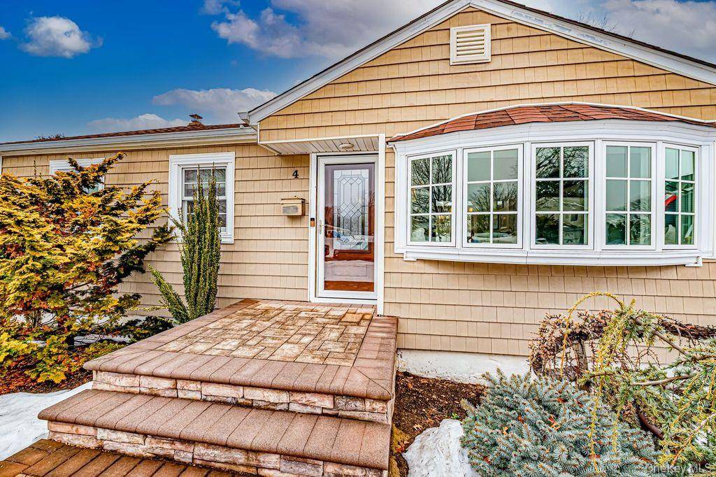 Hogar con 3 Dormitorios en Venta en Plainview - Nueva York - EE. UU. - 2