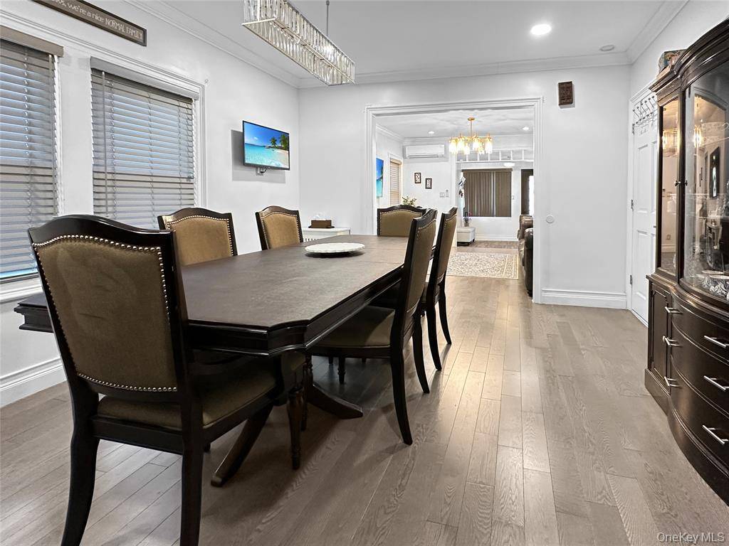 3 Bedroom Home for Sale in Queens Village - New York - USA - 7