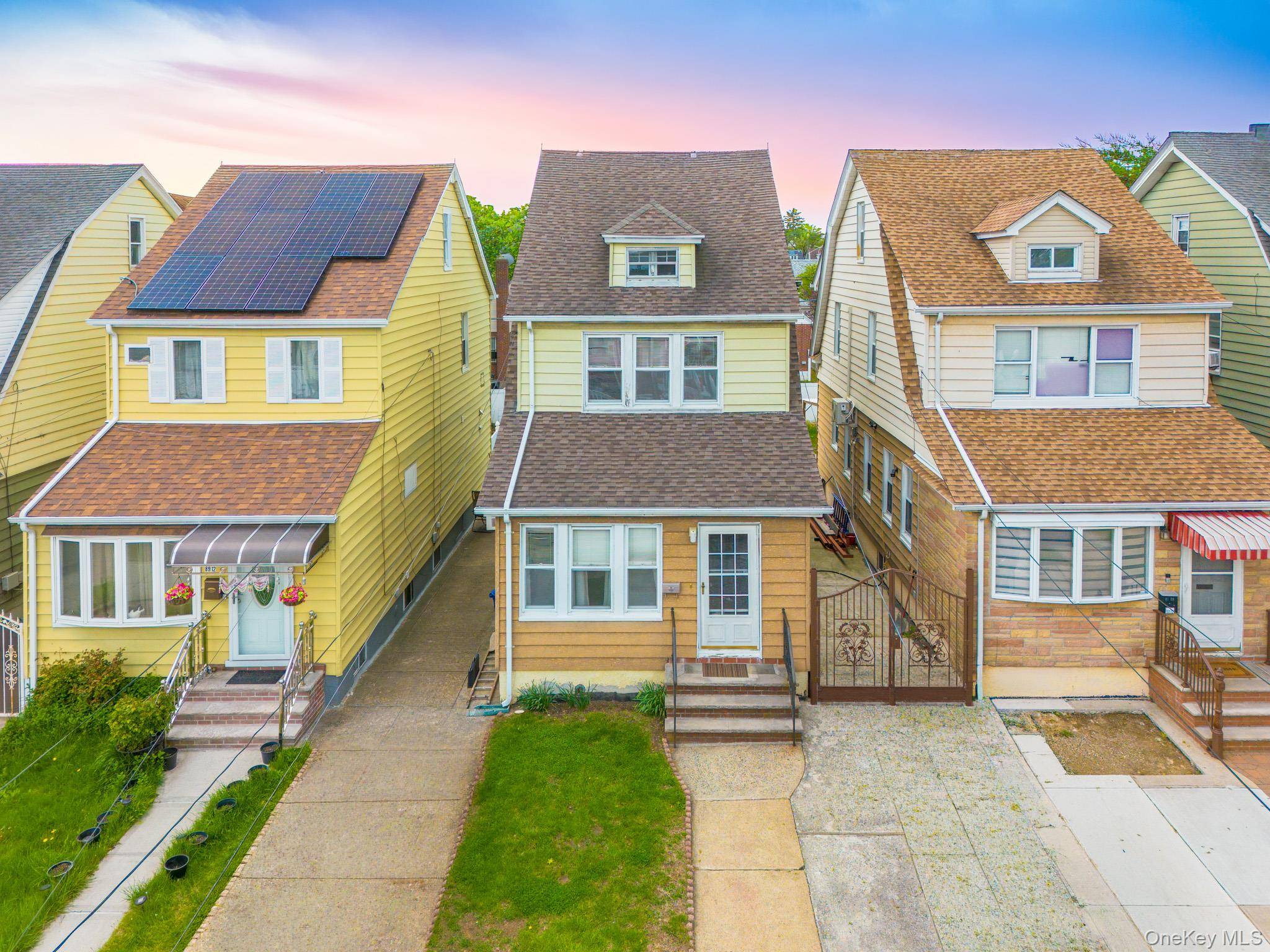 3 Bedroom Home for Sale in Queens Village - New York - USA - 1