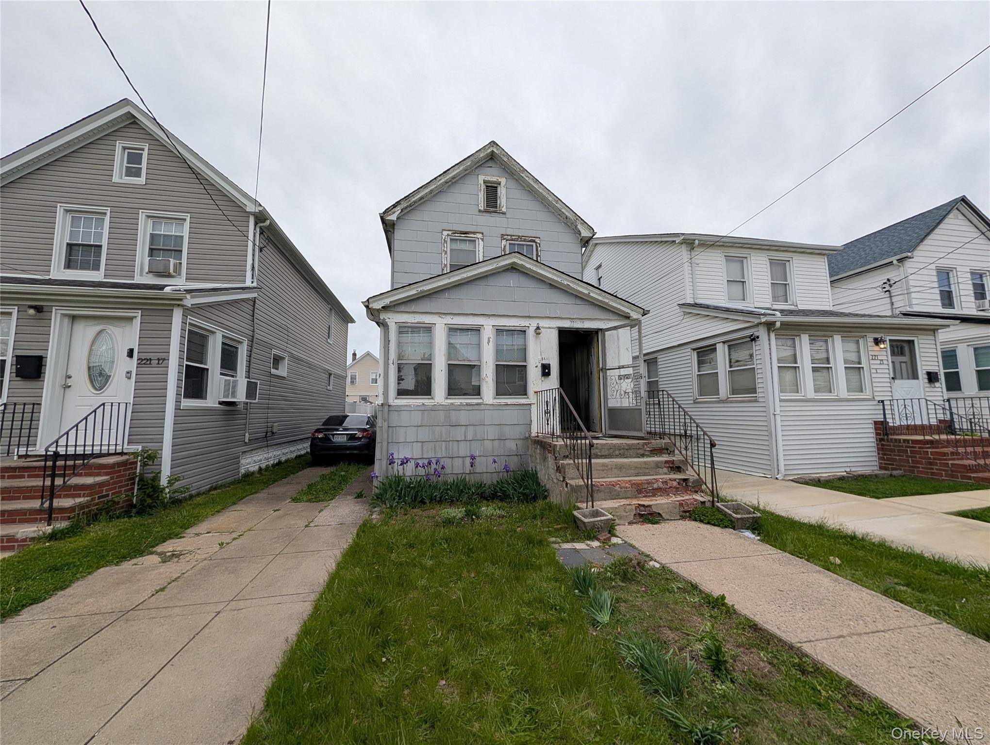 3 Bedroom Home for Sale in Queens Village - New York - USA - 1