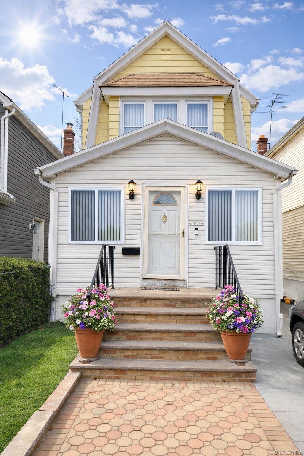 3 Bedroom Home for Sale in Queens Village - New York - USA - 1