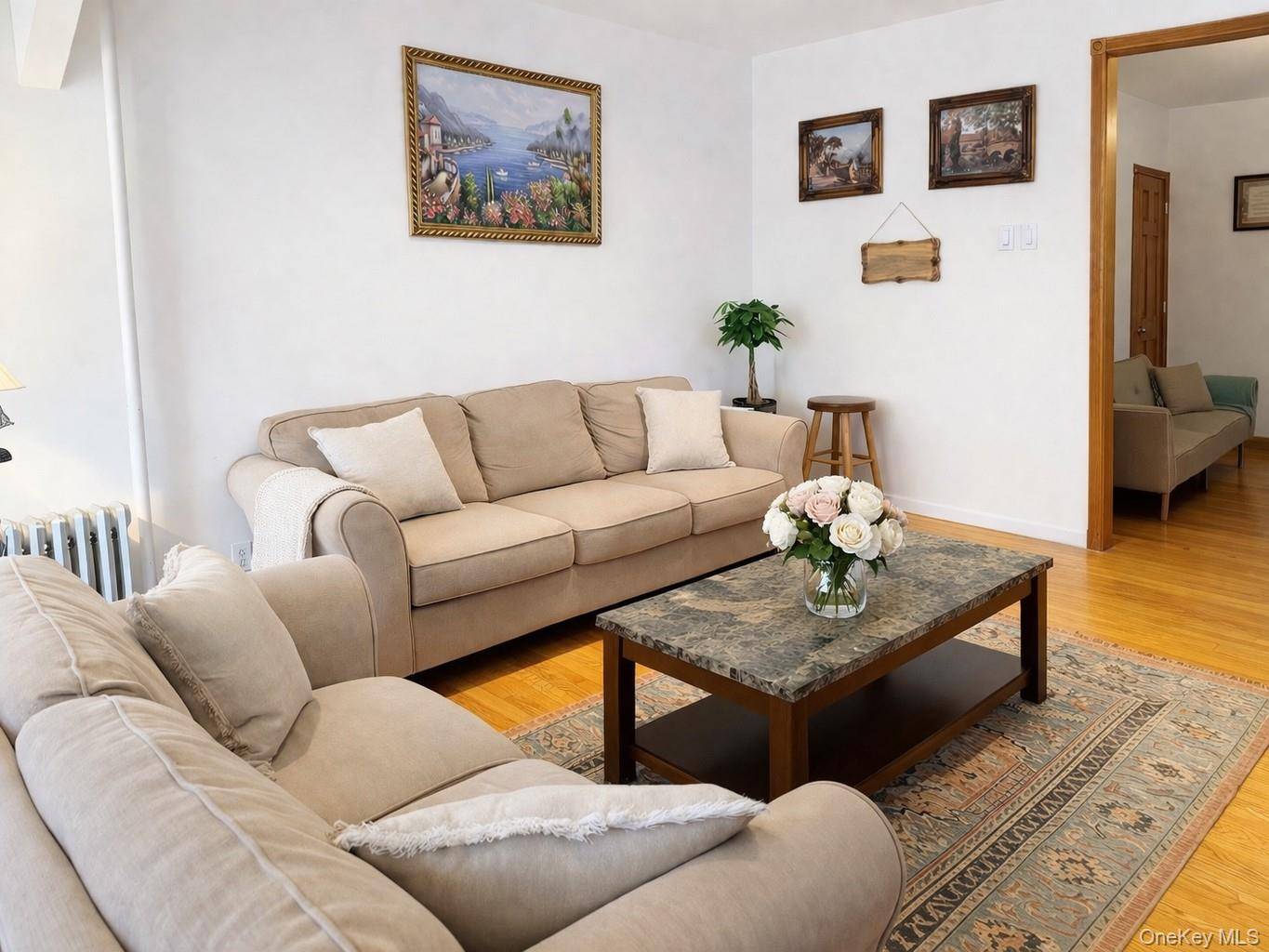 3 Bedroom Home for Sale in Queens Village - New York - USA - 2