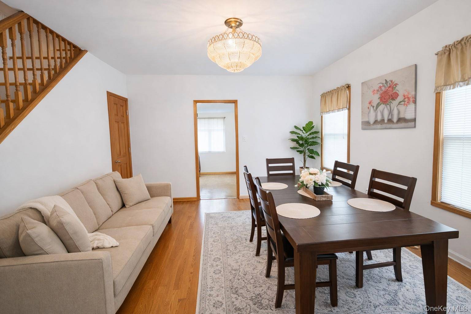3 Bedroom Home for Sale in Queens Village - New York - USA - 5
