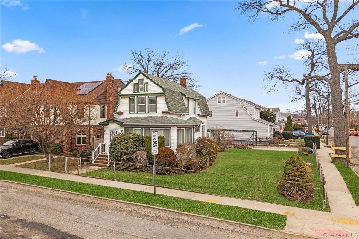 Casa com 3 Quartos à Venda em Queens Village - Nova Iorque - EUA - 4