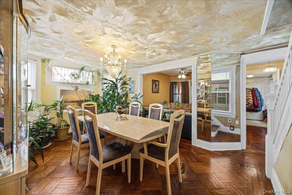 Casa com 3 Quartos à Venda em Queens Village - Nova Iorque - EUA - 8