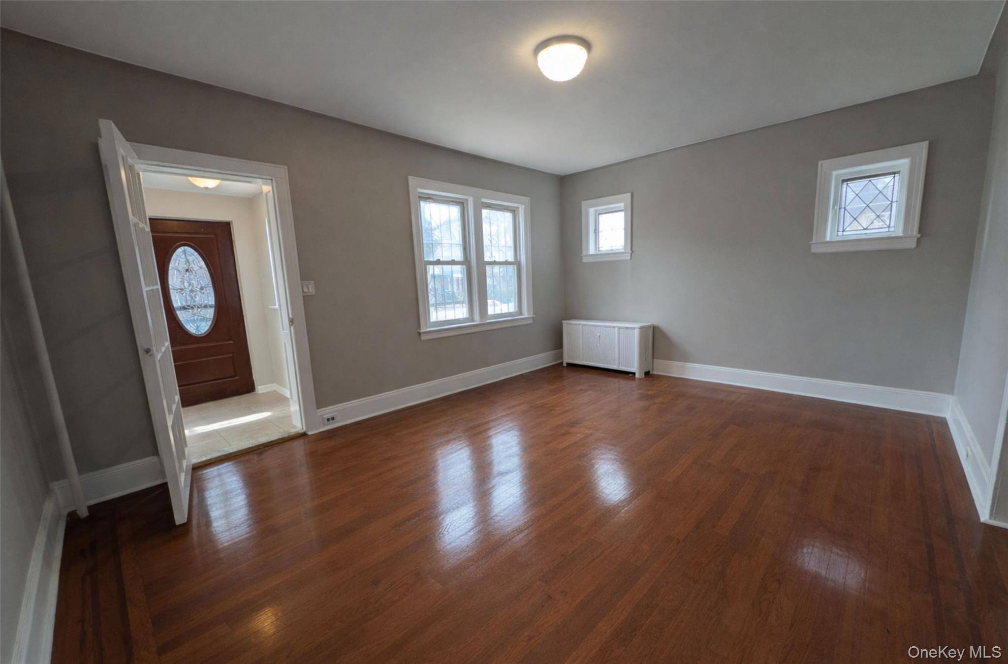 Hogar con 3 Dormitorios en Venta en Queens Village - Nueva York - EE. UU. - 3
