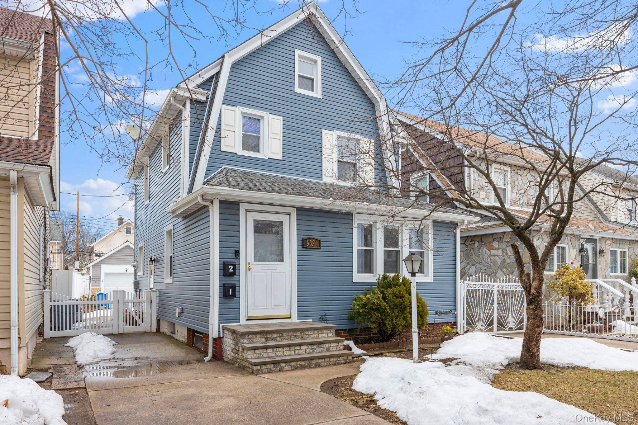 3 Bedroom Home for Sale in Queens Village - New York - USA - 1