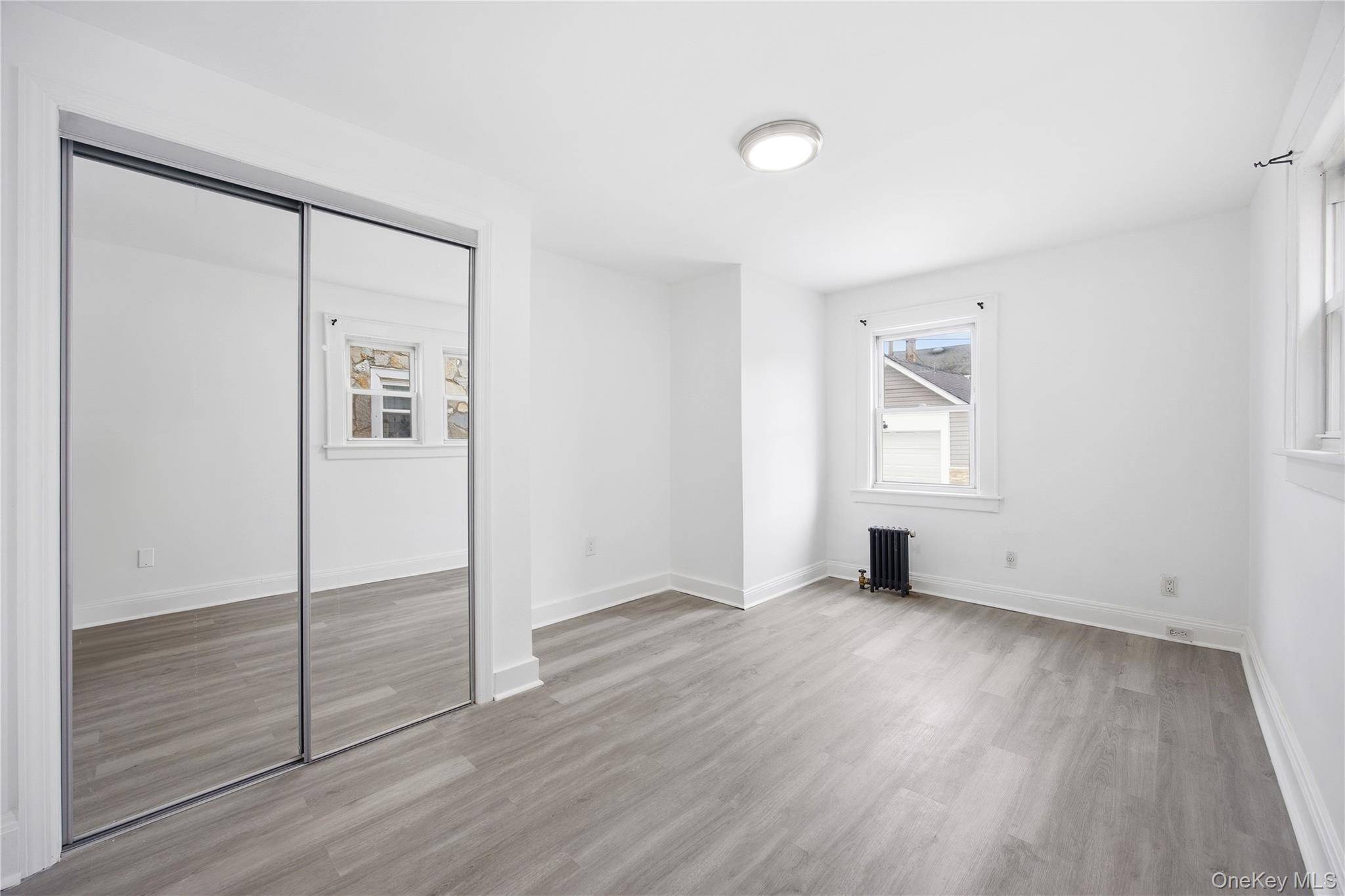 3 Bedroom Home for Sale in Queens Village - New York - USA - 5