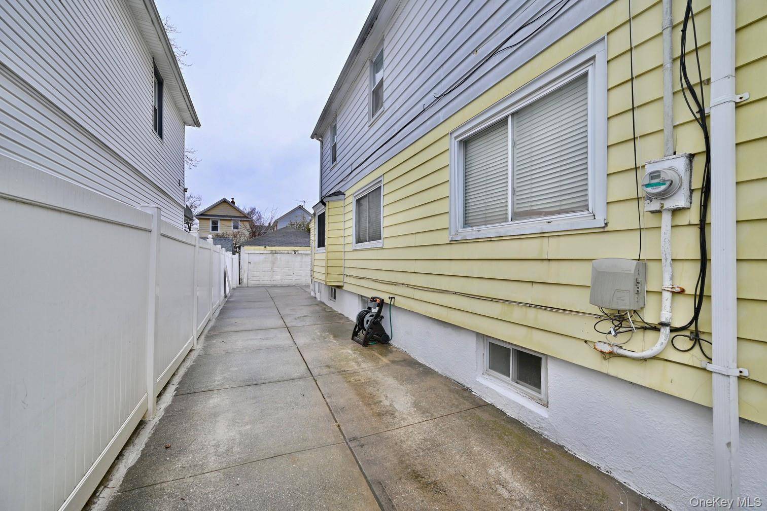 Hogar con 3 Dormitorios en Venta en Queens Village - Nueva York - EE. UU. - 3