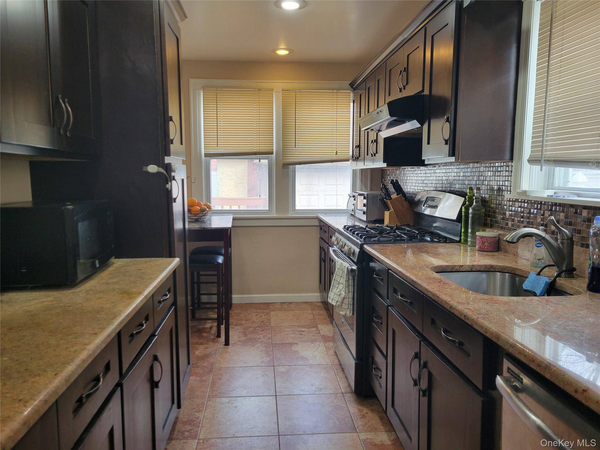 Hogar con 3 Dormitorios en Venta en Queens Village - Nueva York - EE. UU. - 7