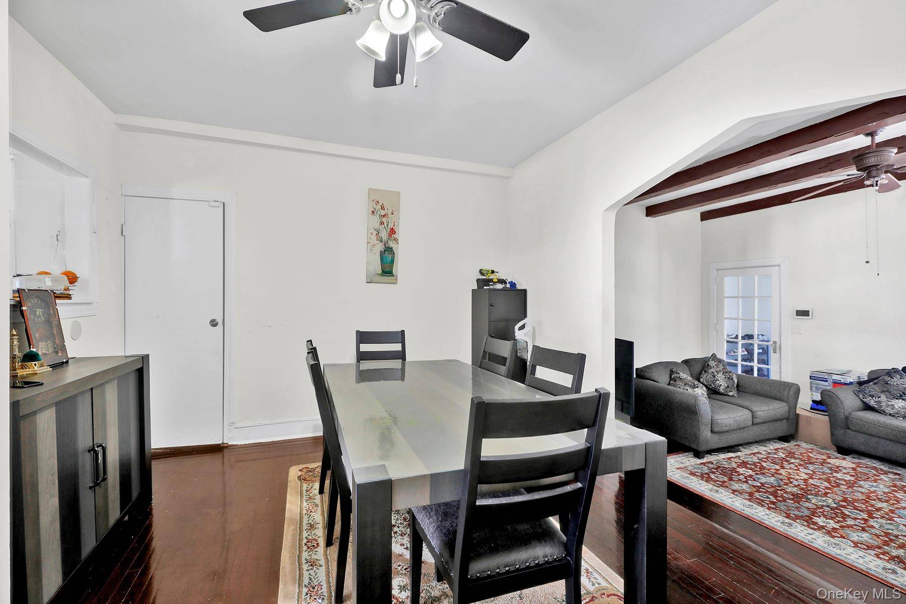 3 Bedroom Home for Sale in Queens Village - New York - USA - 3