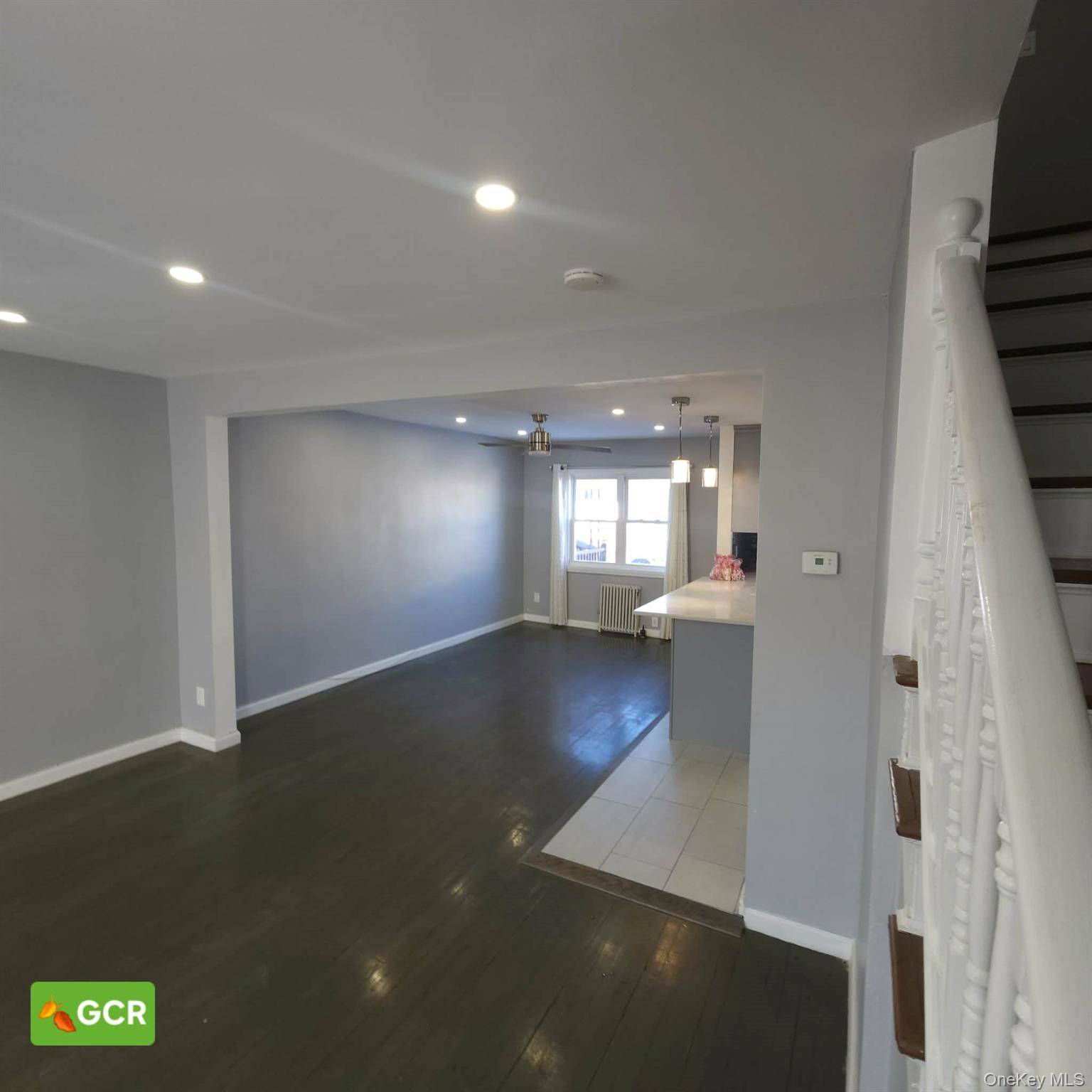 Casa com 3 Quartos à Venda em Queens Village - Nova Iorque - EUA - 3