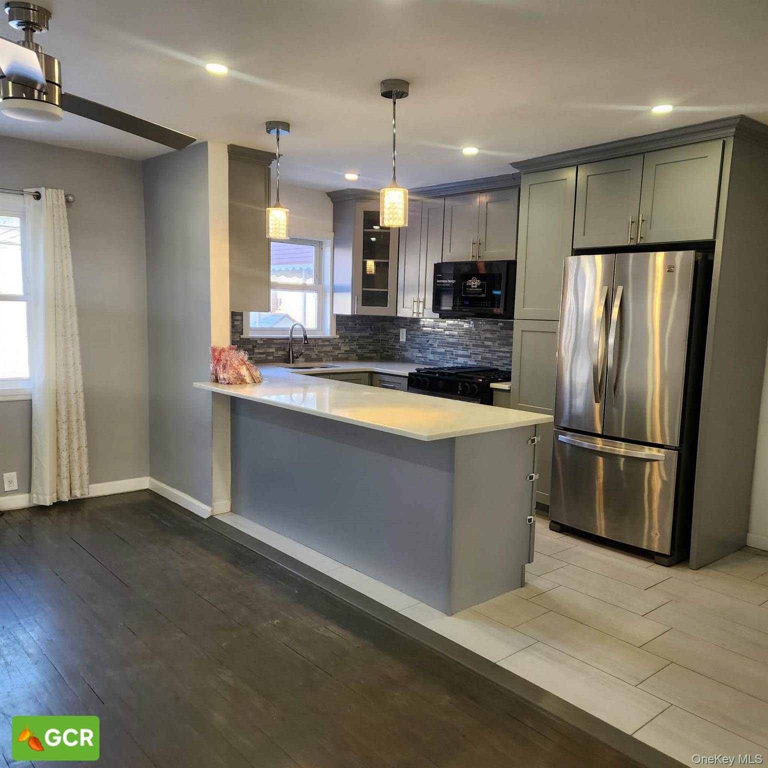 Casa com 3 Quartos à Venda em Queens Village - Nova Iorque - EUA - 4