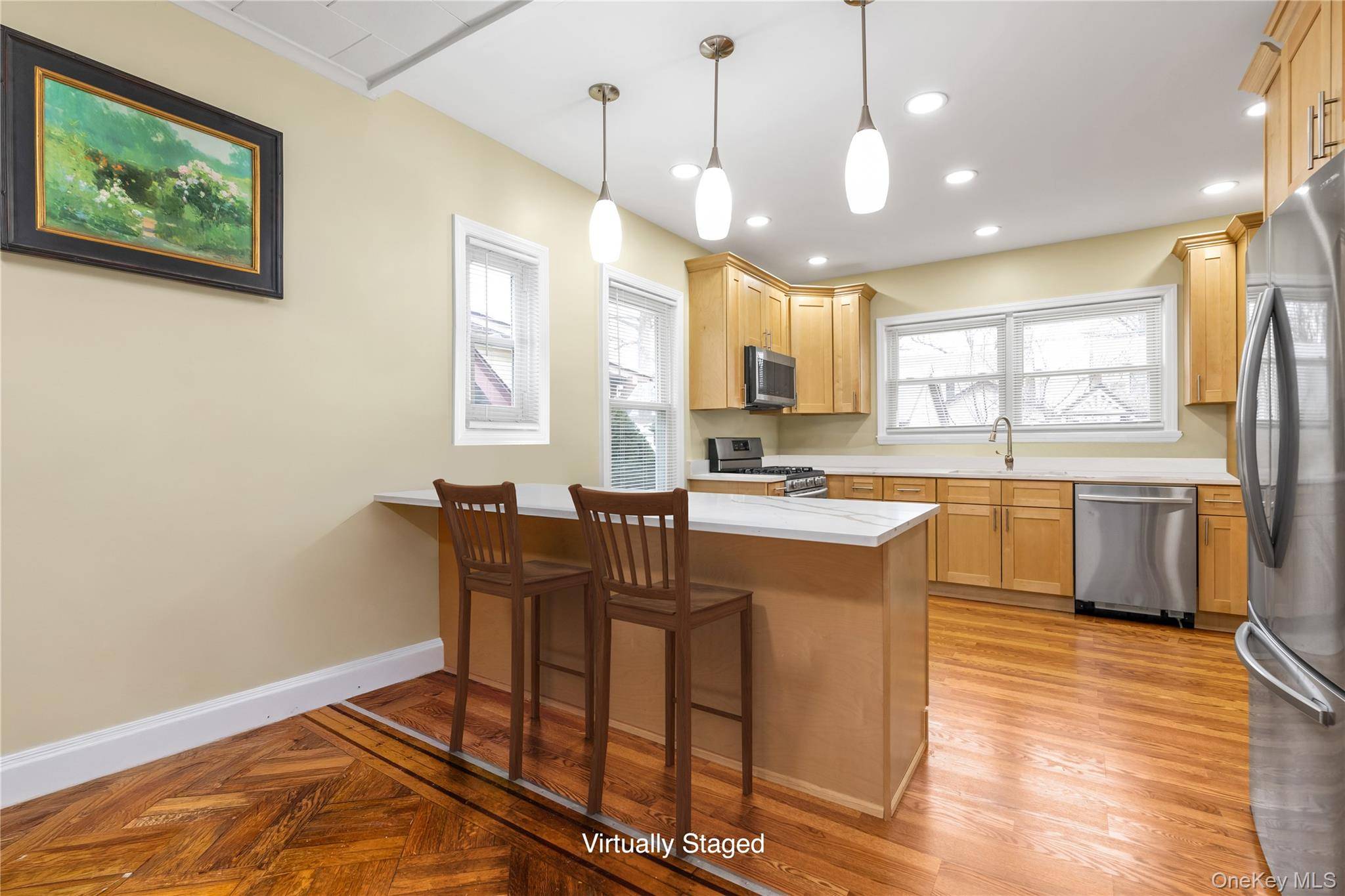 3 Bedroom Home for Sale in Queens Village - New York - USA - 4