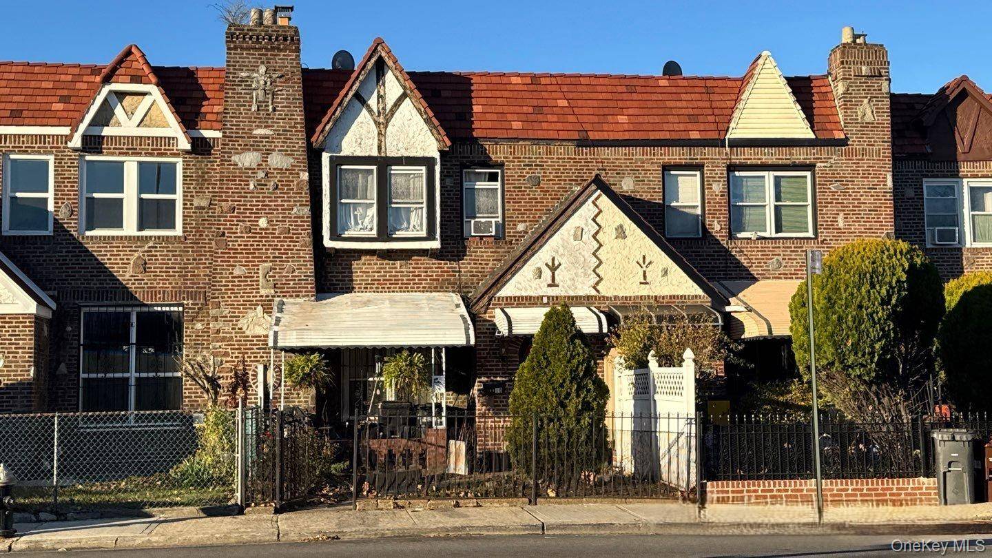 Casa com 3 Quartos à Venda em Queens Village - Nova Iorque - EUA - 3