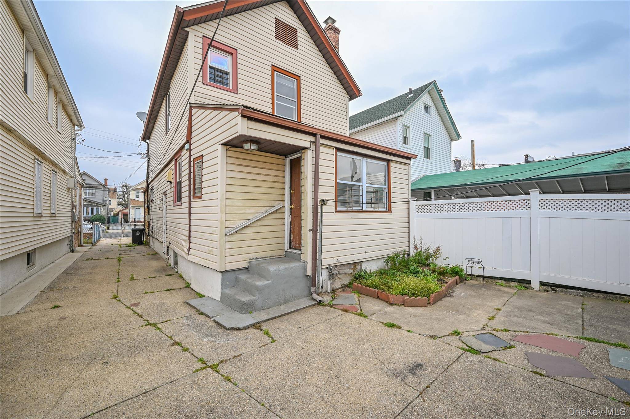 Casa com 3 Quartos à Venda em Queens Village - Nova Iorque - EUA - 3