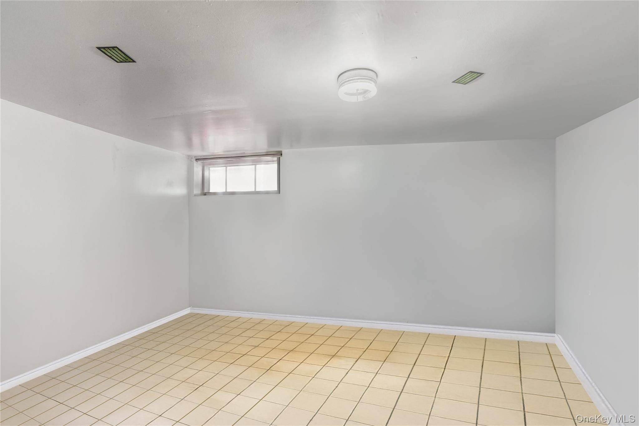 Casa com 3 Quartos à Venda em Queens Village - Nova Iorque - EUA - 7