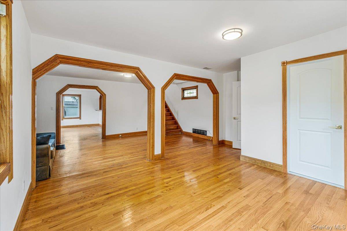 Casa com 3 Quartos à Venda em Queens Village - Nova Iorque - EUA - 6