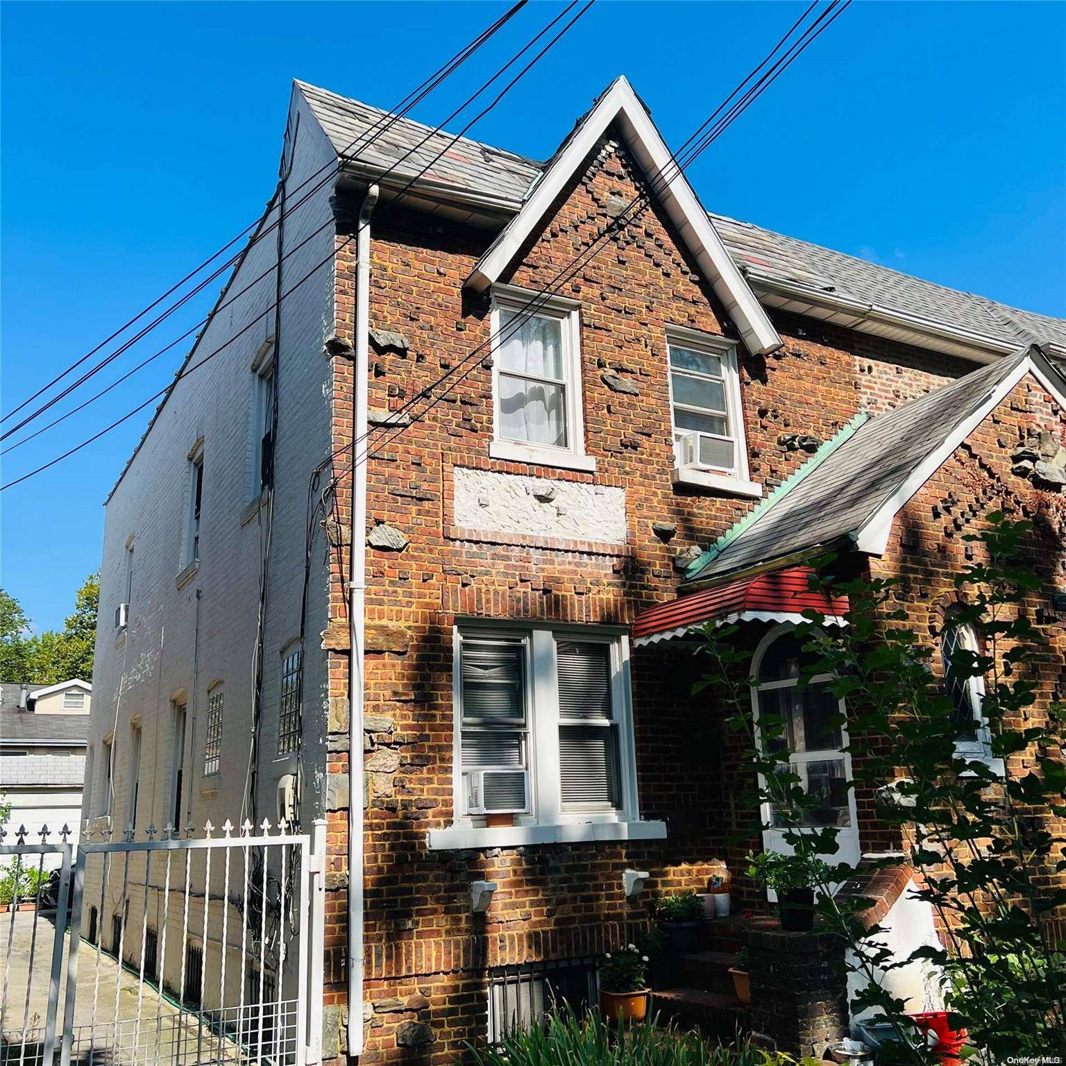 Casa com 3 Quartos à Venda em Queens Village - Nova Iorque - EUA - 4