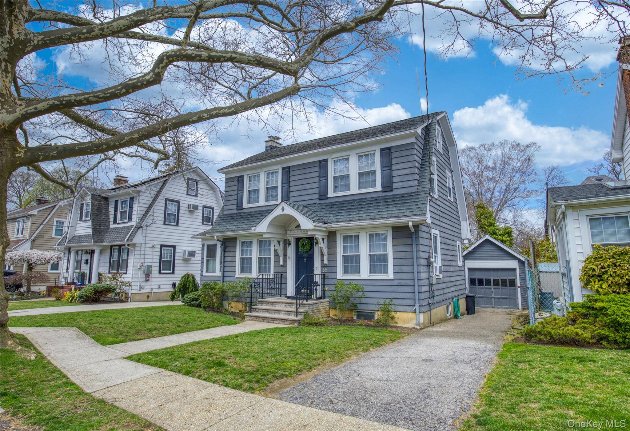 Casa com 3 Quartos à Venda em Staten Island - Nova Iorque - EUA - 2