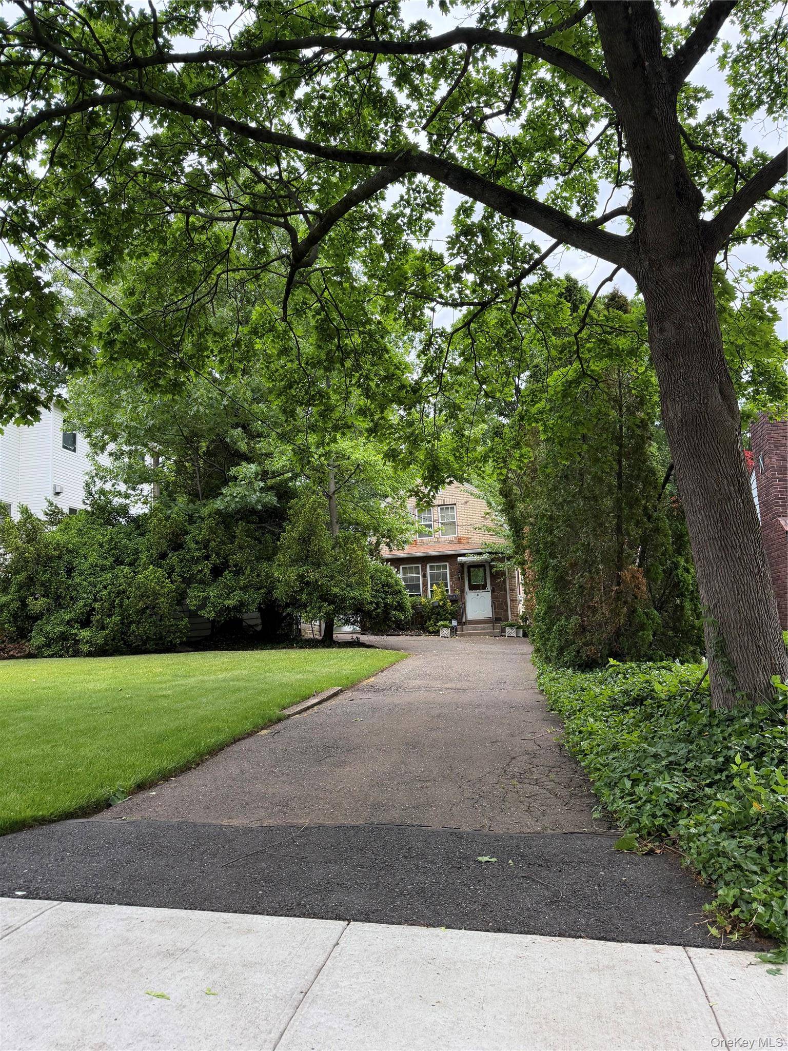 Casa com 3 Quartos à Venda em Staten Island - Nova Iorque - EUA - 1