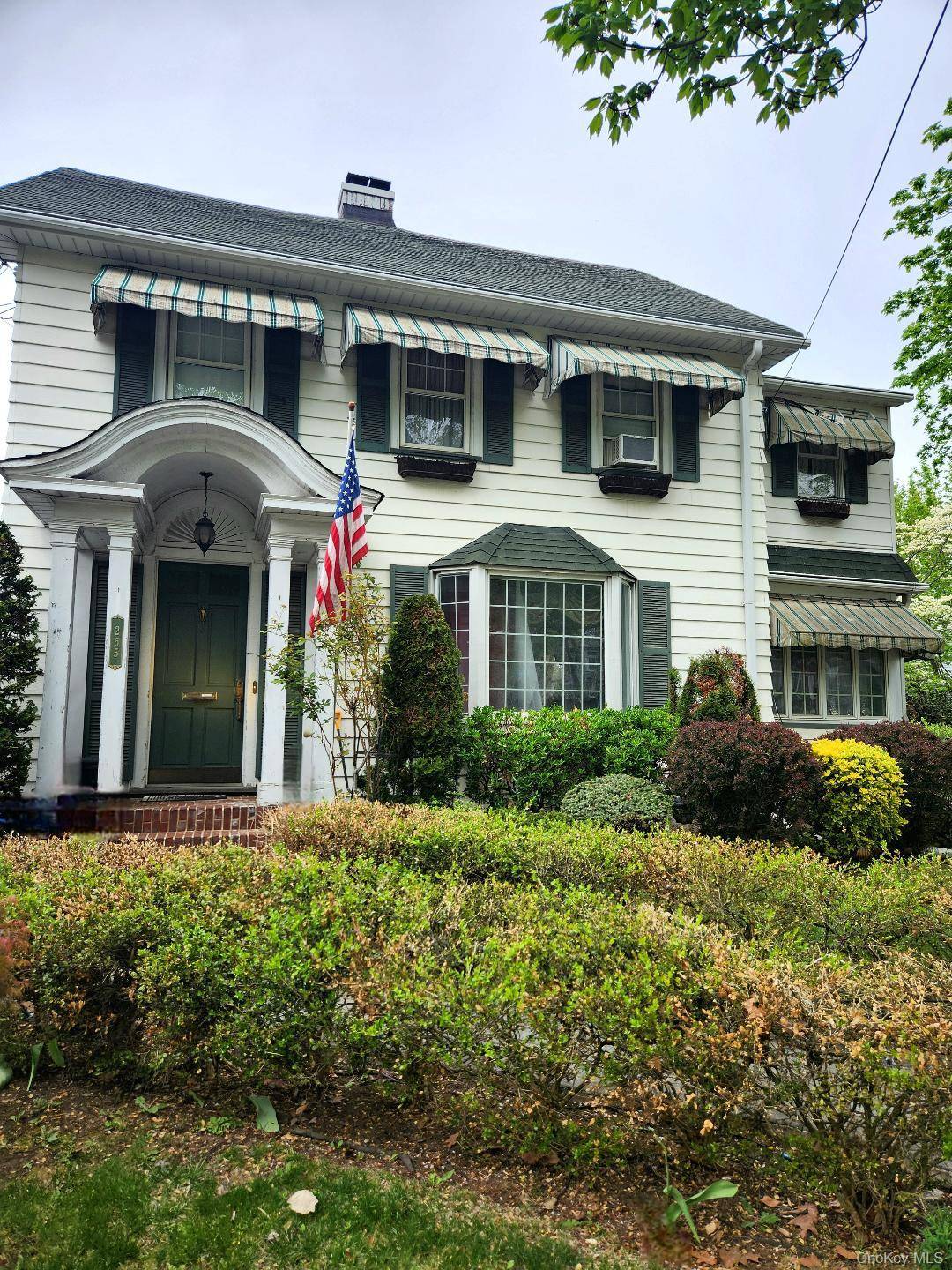 Casa com 3 Quartos à Venda em Staten Island - Nova Iorque - EUA - 1
