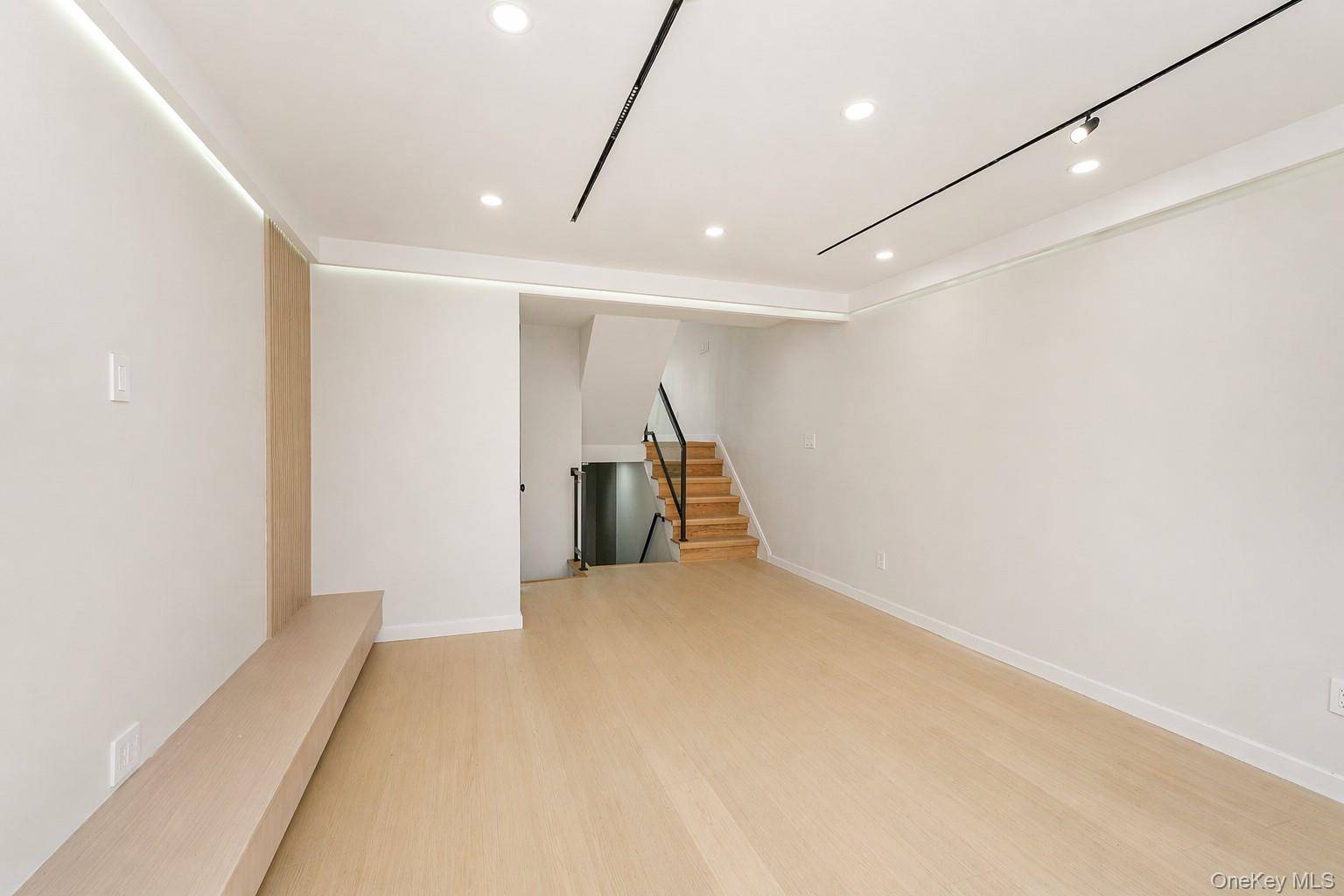 Casa com 3 Quartos à Venda em Staten Island - Nova Iorque - EUA - 8