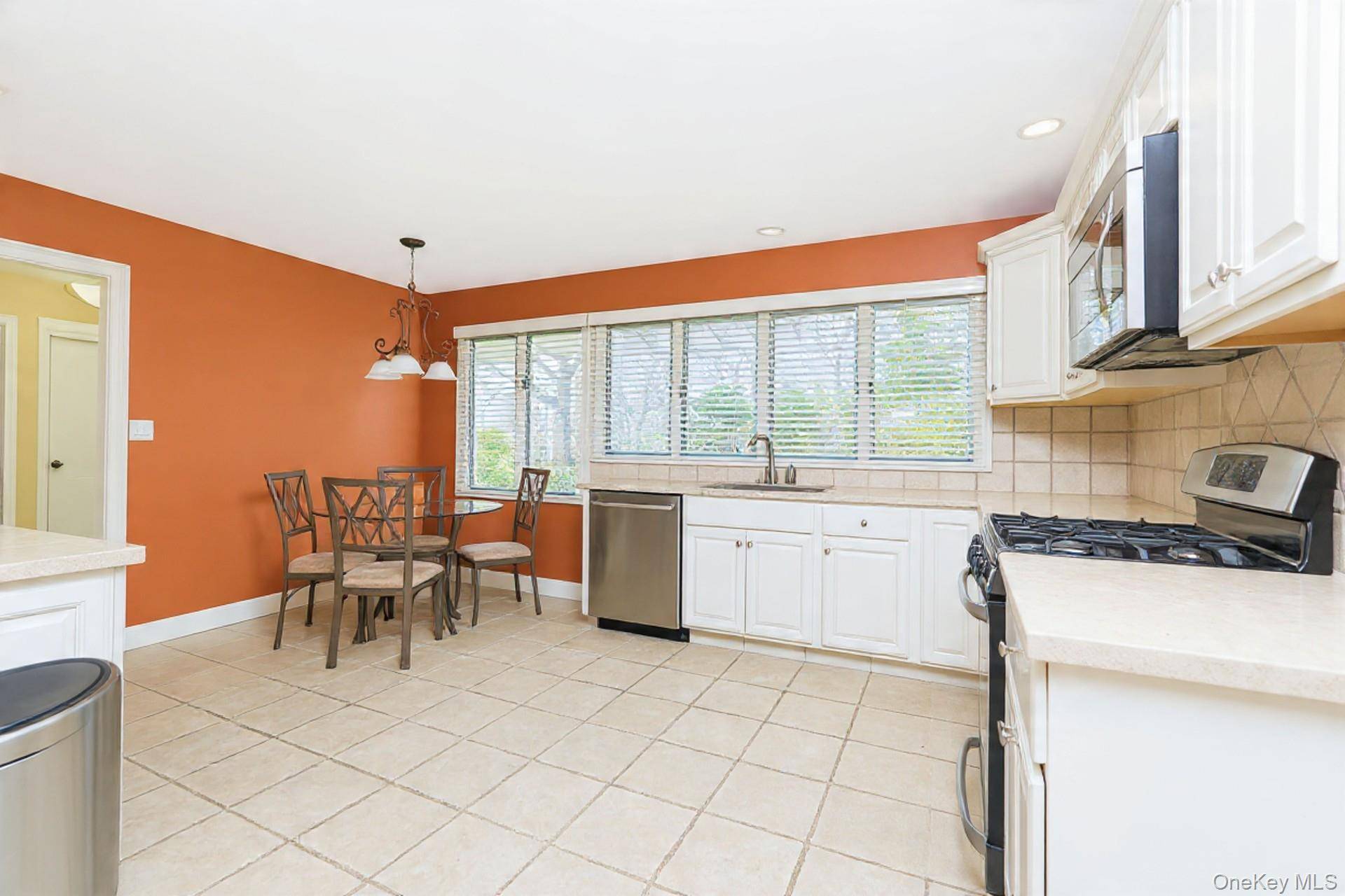 Casa com 3 Quartos à Venda em Staten Island - Nova Iorque - EUA - 2