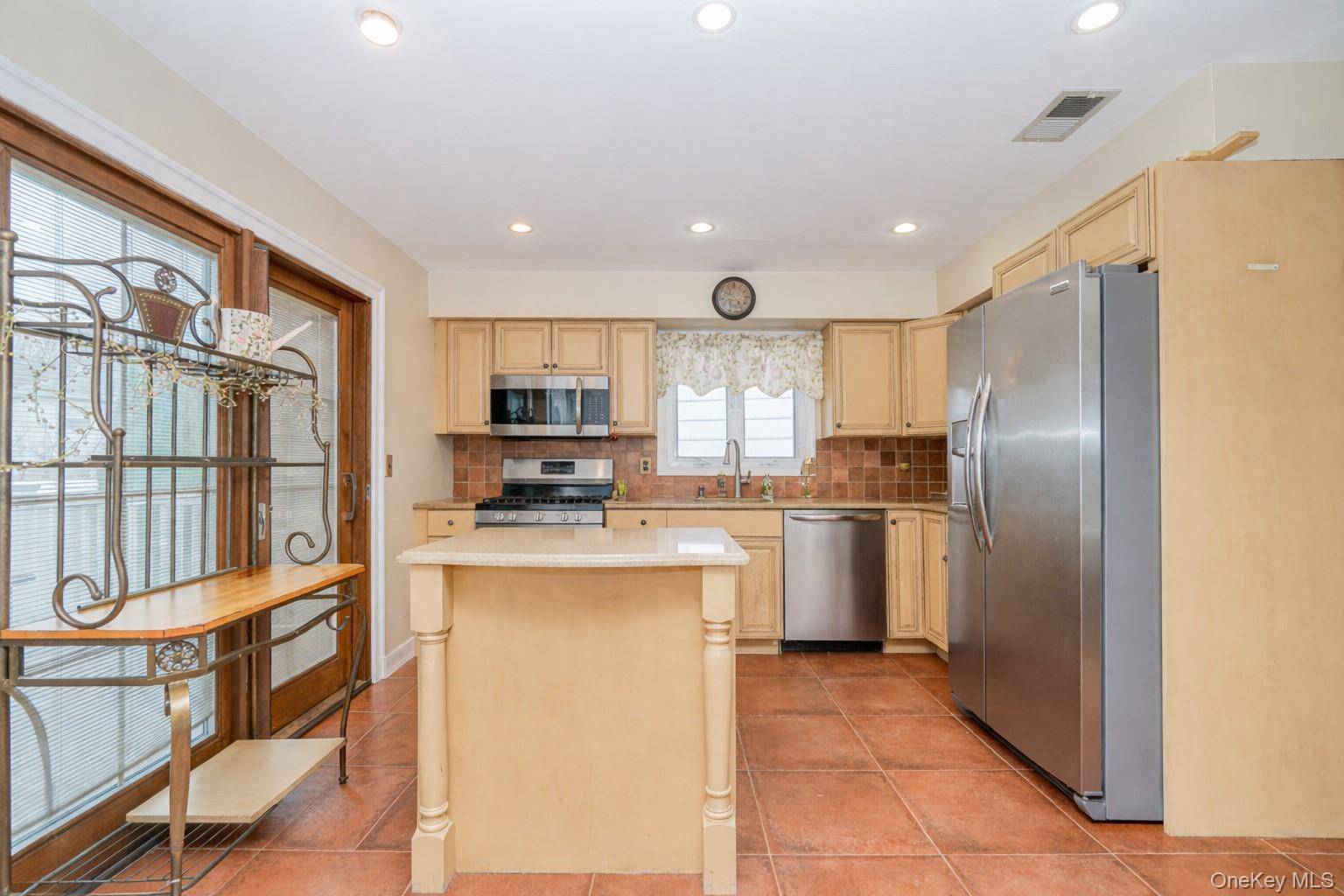Casa com 3 Quartos à Venda em Staten Island - Nova Iorque - EUA - 7