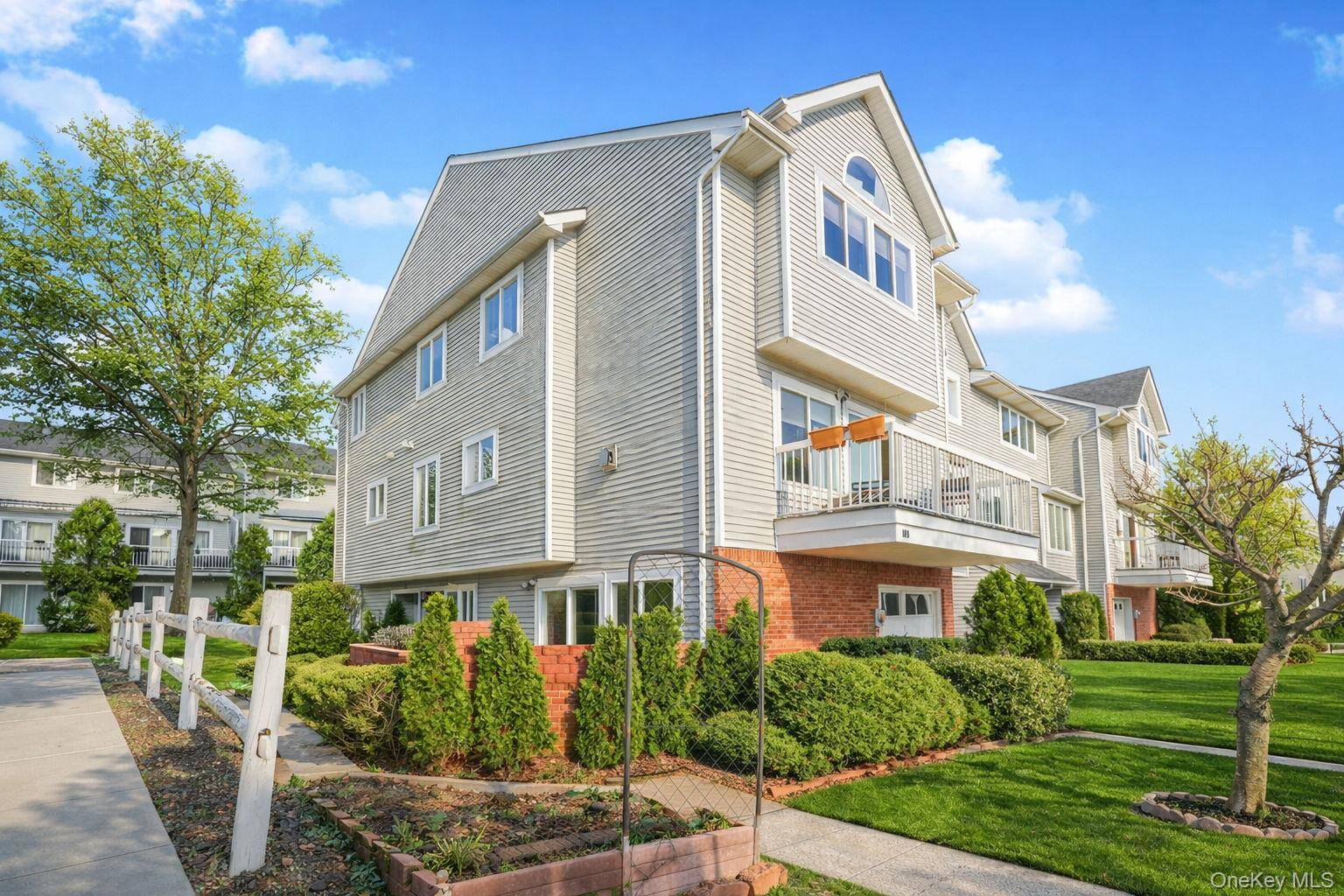 Casa com 3 Quartos à Venda em Staten Island - Nova Iorque - EUA - 3