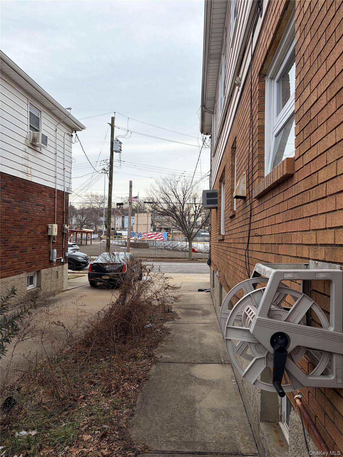 Casa com 3 Quartos à Venda em Staten Island - Nova Iorque - EUA - 3