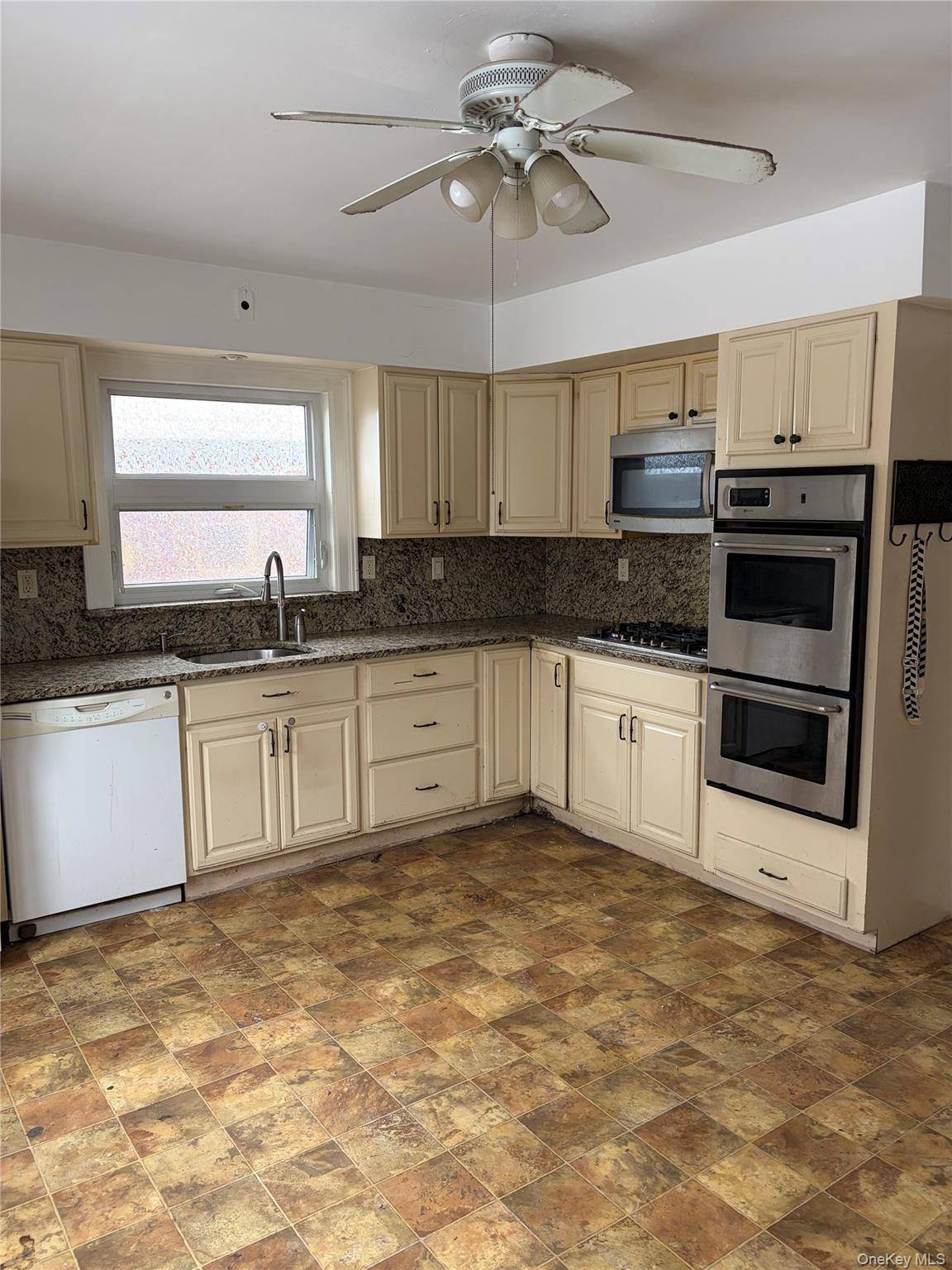Casa com 3 Quartos à Venda em Staten Island - Nova Iorque - EUA - 7