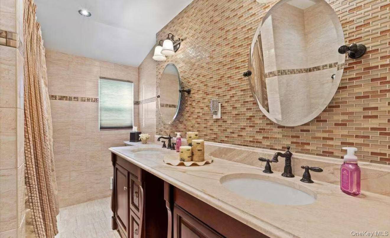 Casa com 3 Quartos à Venda em Staten Island - Nova Iorque - EUA - 7