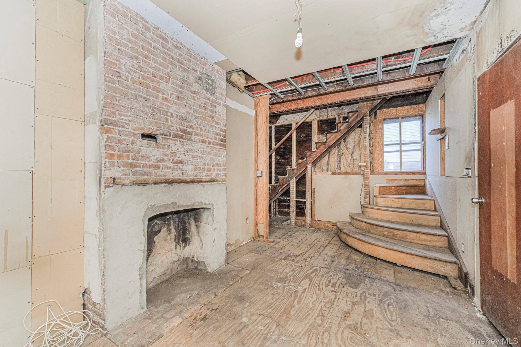 Casa com 3 Quartos à Venda em Staten Island - Nova Iorque - EUA - 3