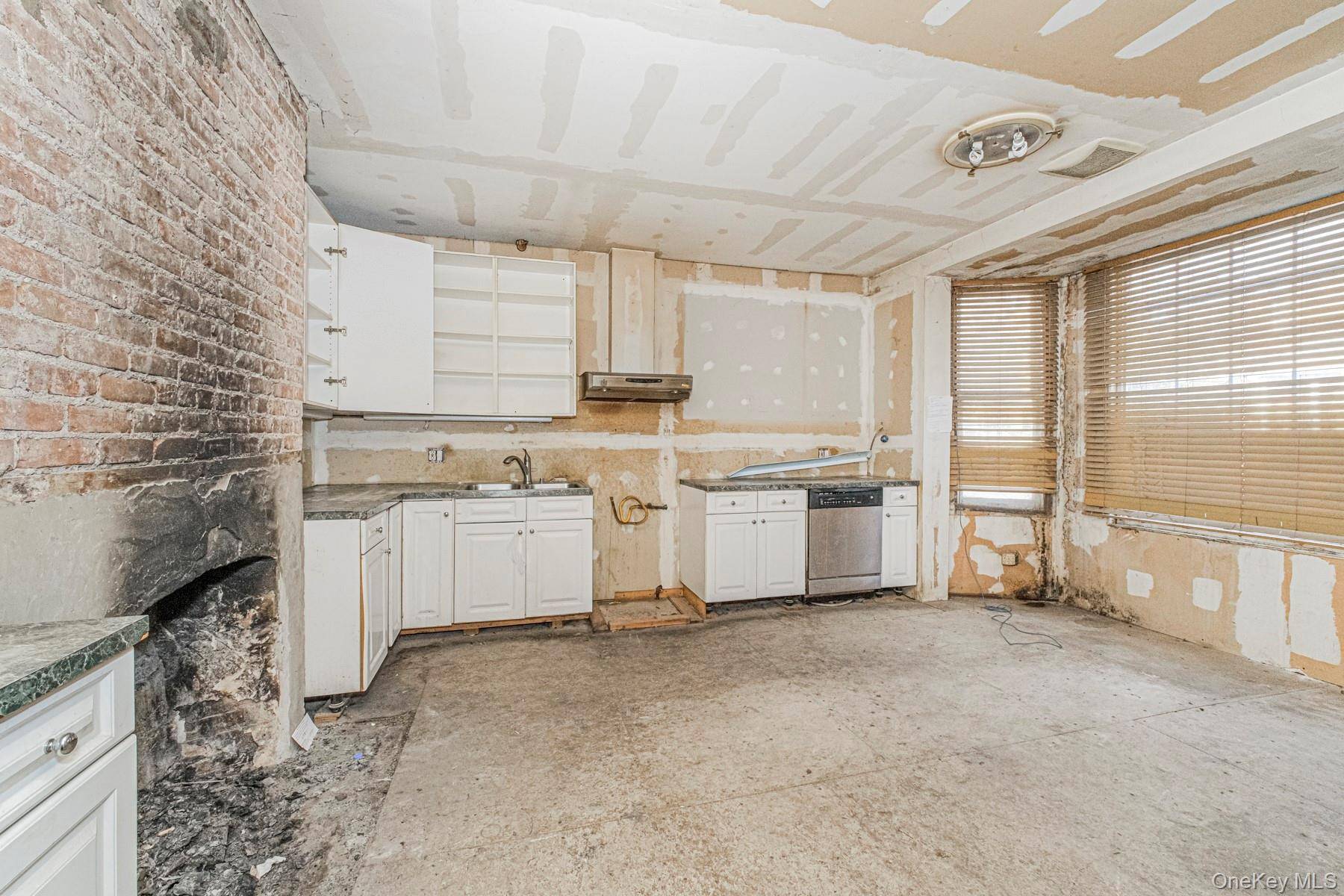 Casa com 3 Quartos à Venda em Staten Island - Nova Iorque - EUA - 4