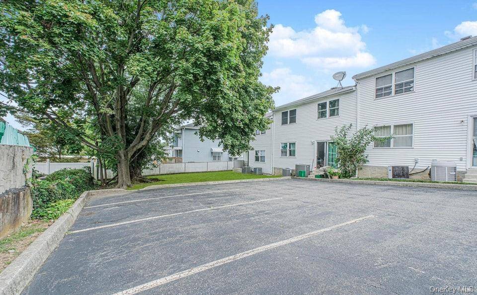 Casa com 3 Quartos à Venda em Staten Island - Nova Iorque - EUA - 3