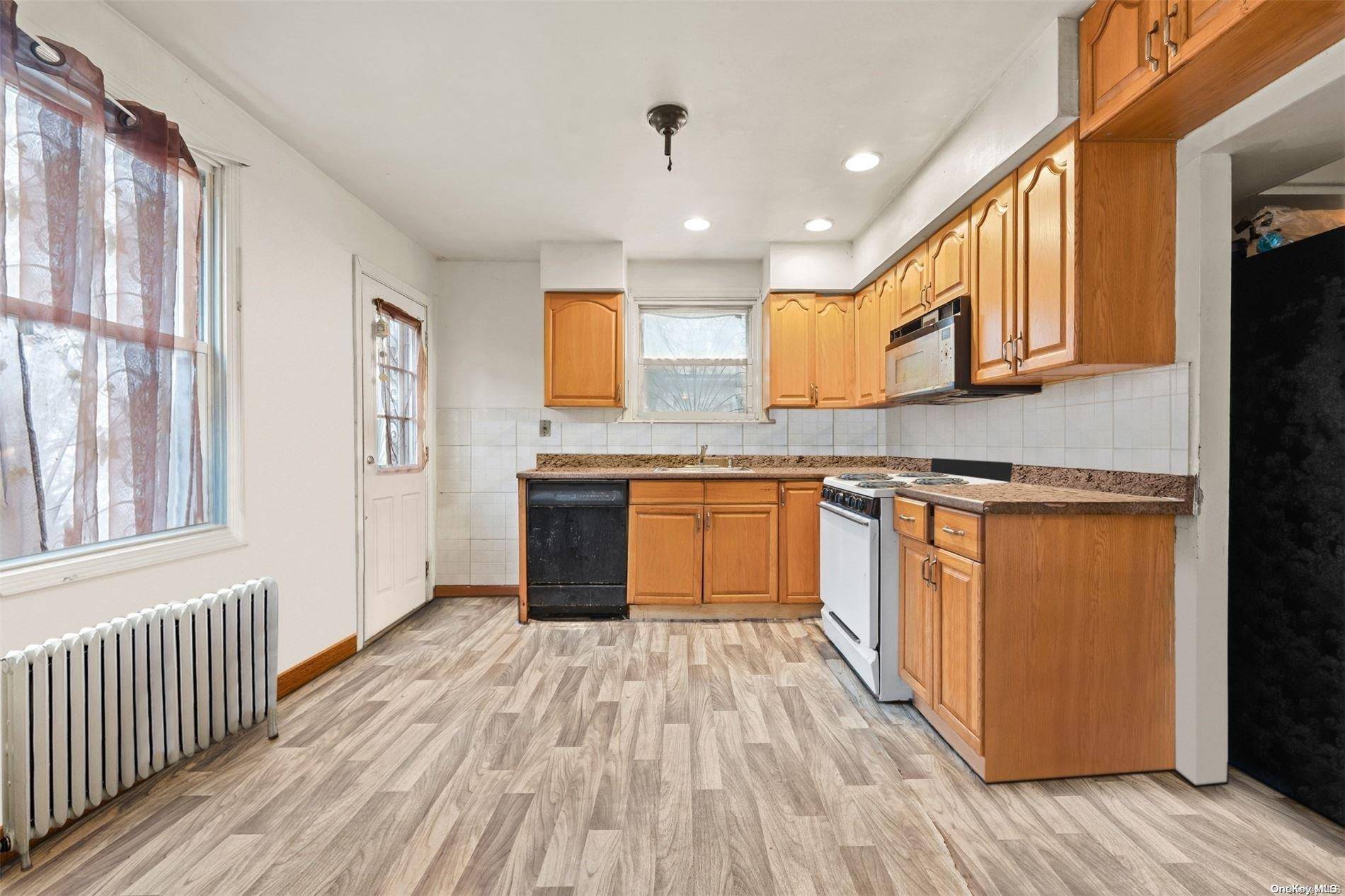 Casa com 3 Quartos à Venda em Staten Island - Nova Iorque - EUA - 7