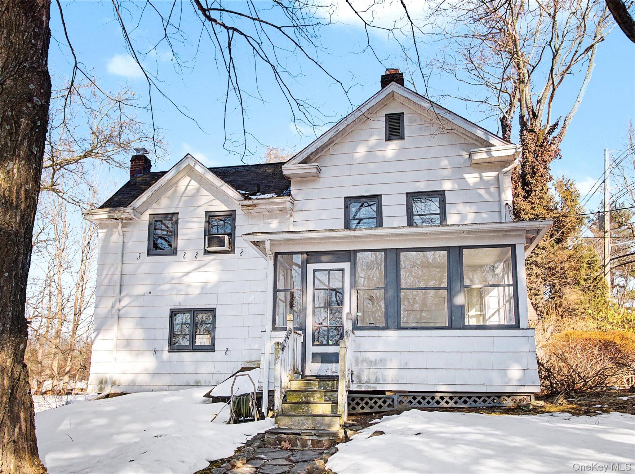 Casa com 3 Quartos à Venda em Suffern - Nova Iorque - EUA - 2