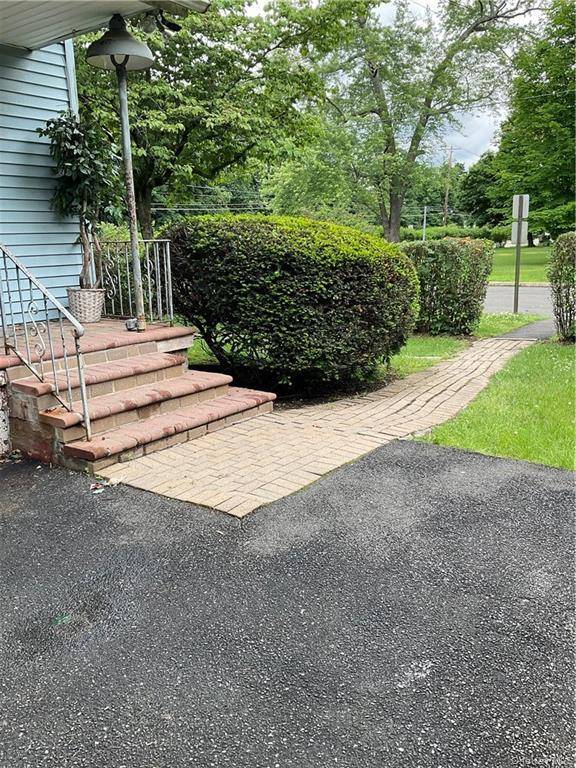 Casa com 3 Quartos à Venda em Suffern - Nova Iorque - EUA - 4