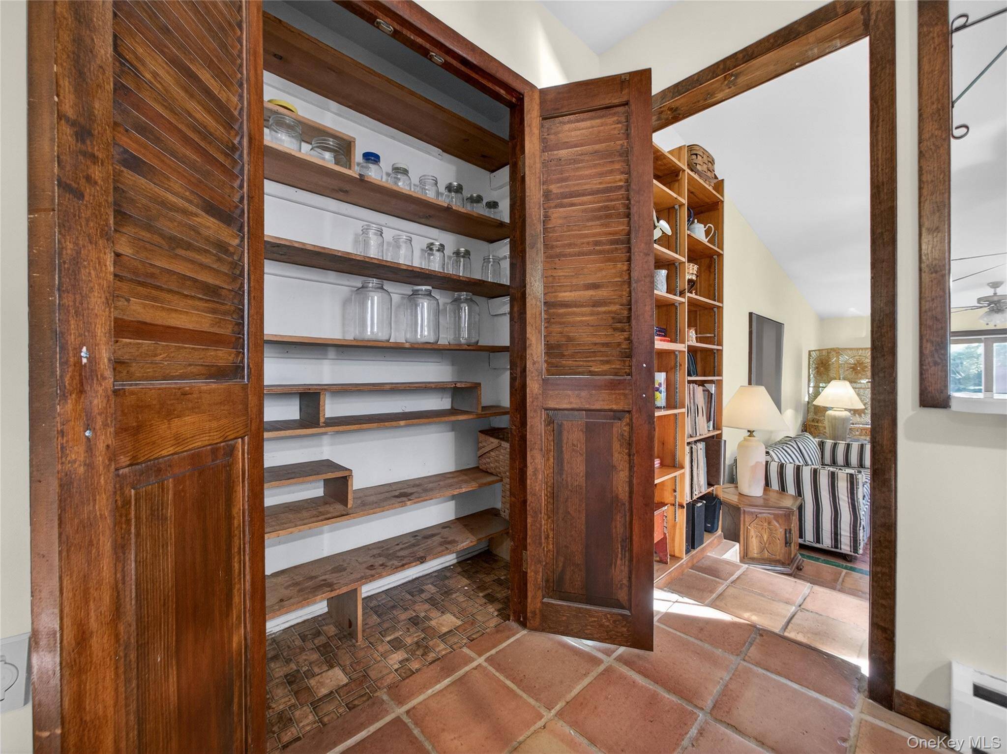 Casa com 3 Quartos à Venda em Suffern - Nova Iorque - EUA - 6