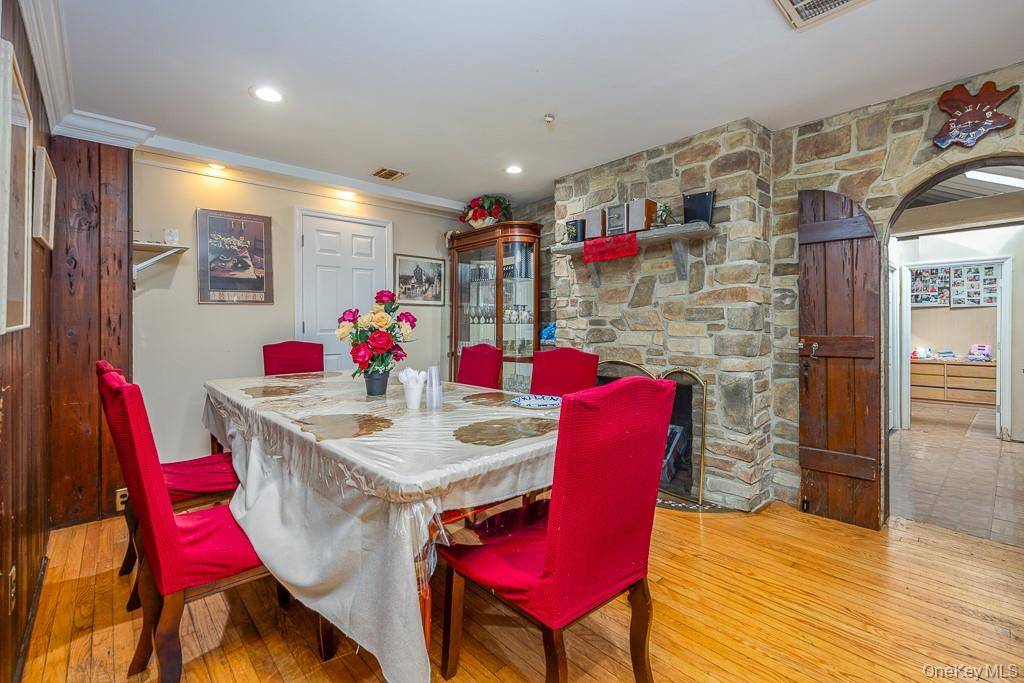 Casa com 3 Quartos à Venda em Suffern - Nova Iorque - EUA - 8