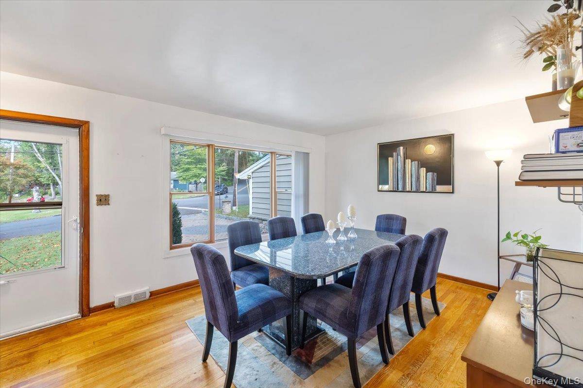Casa com 3 Quartos à Venda em Suffern - Nova Iorque - EUA - 7
