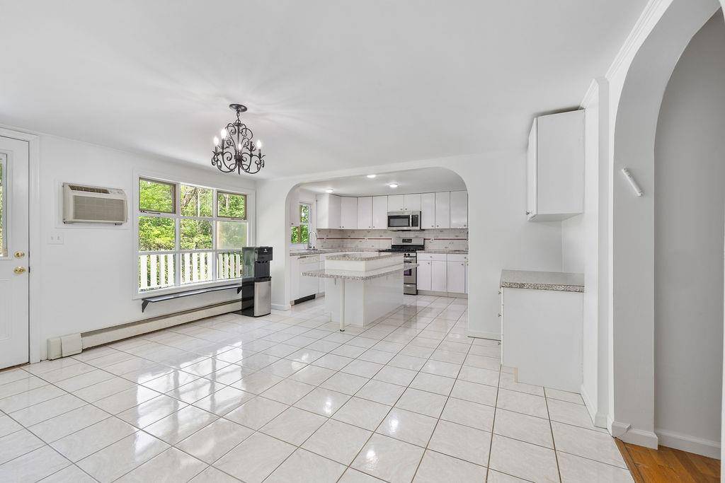 Casa com 3 Quartos à Venda em Suffern - Nova Iorque - EUA - 6