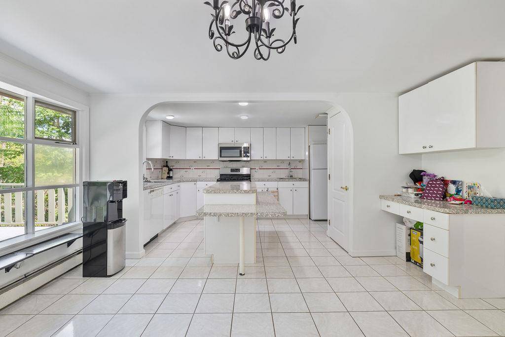 Casa com 3 Quartos à Venda em Suffern - Nova Iorque - EUA - 8