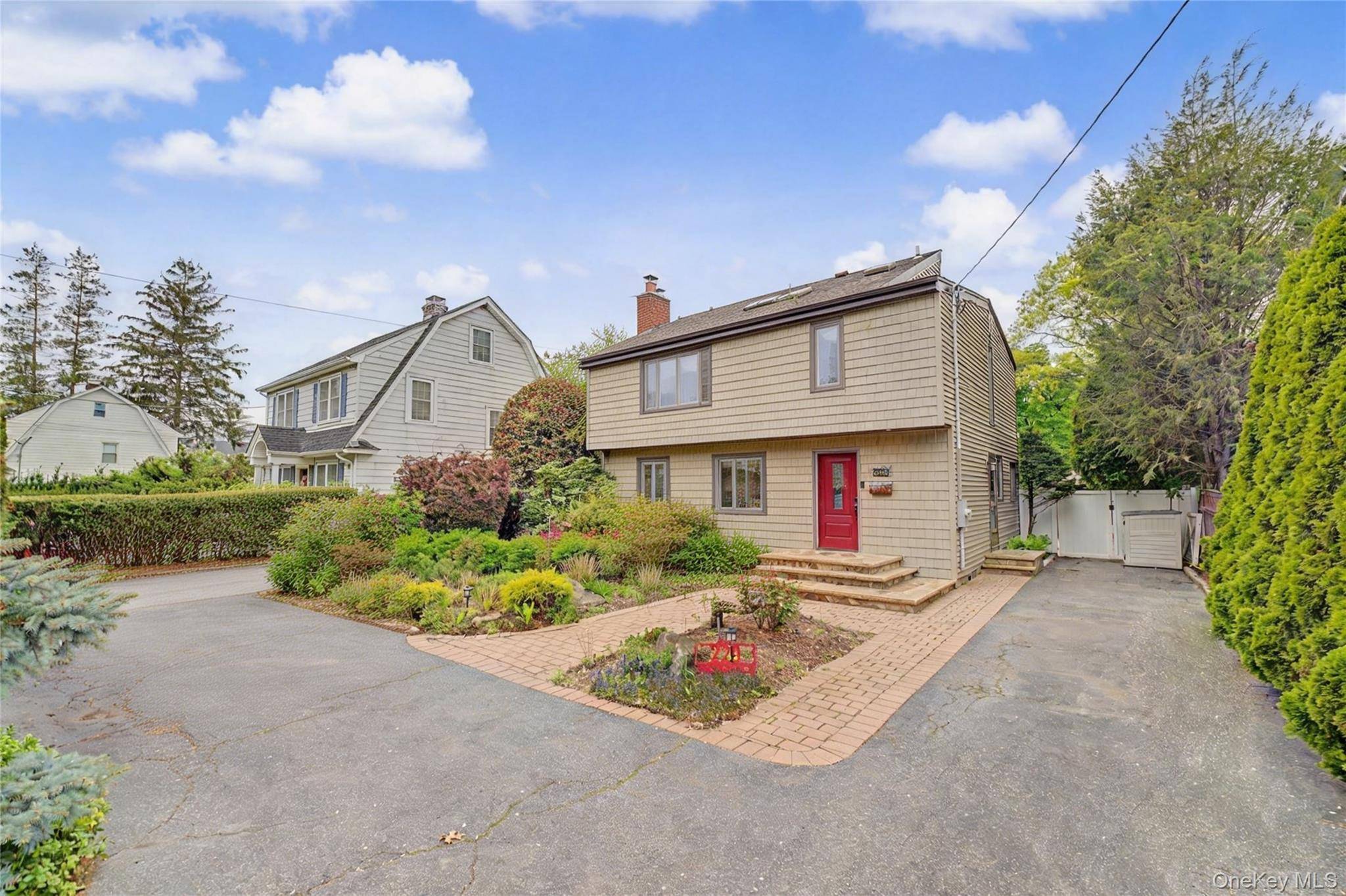 Casa com 3 Quartos à Venda em Syosset - Nova Iorque - EUA - 2