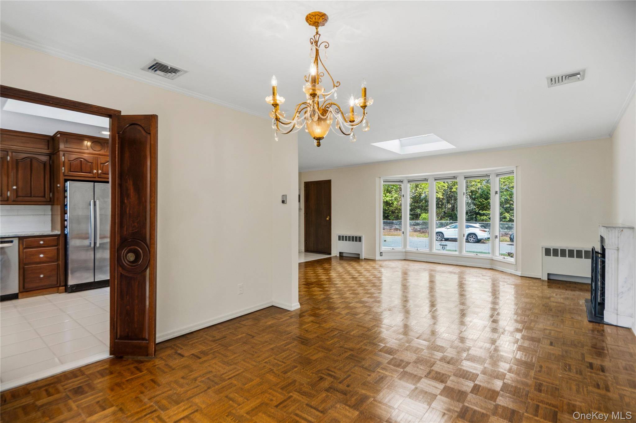 Casa com 3 Quartos à Venda em Syosset - Nova Iorque - EUA - 6