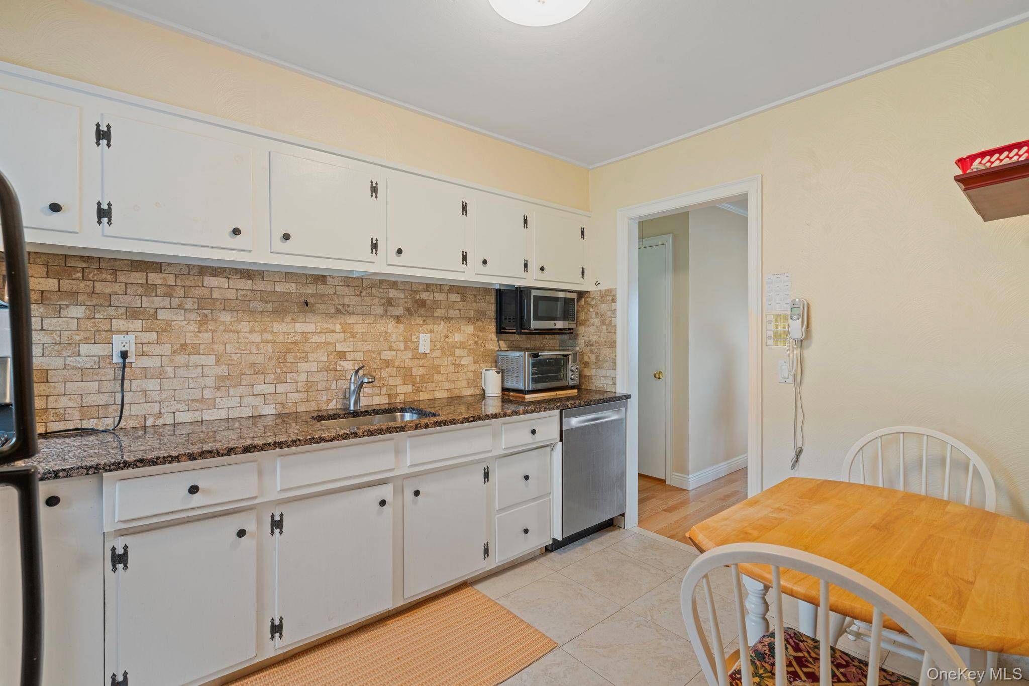 Casa com 3 Quartos à Venda em Syosset - Nova Iorque - EUA - 7